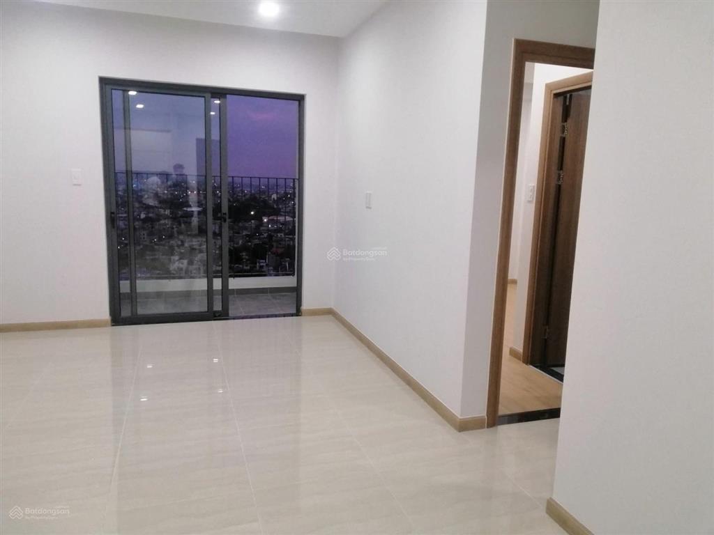 Cần bán gấp căn hộ 2pn 2wc bcons greenview sổ sẵn công chứng ngay giá chỉ 2tỷ1  0948 032 ***