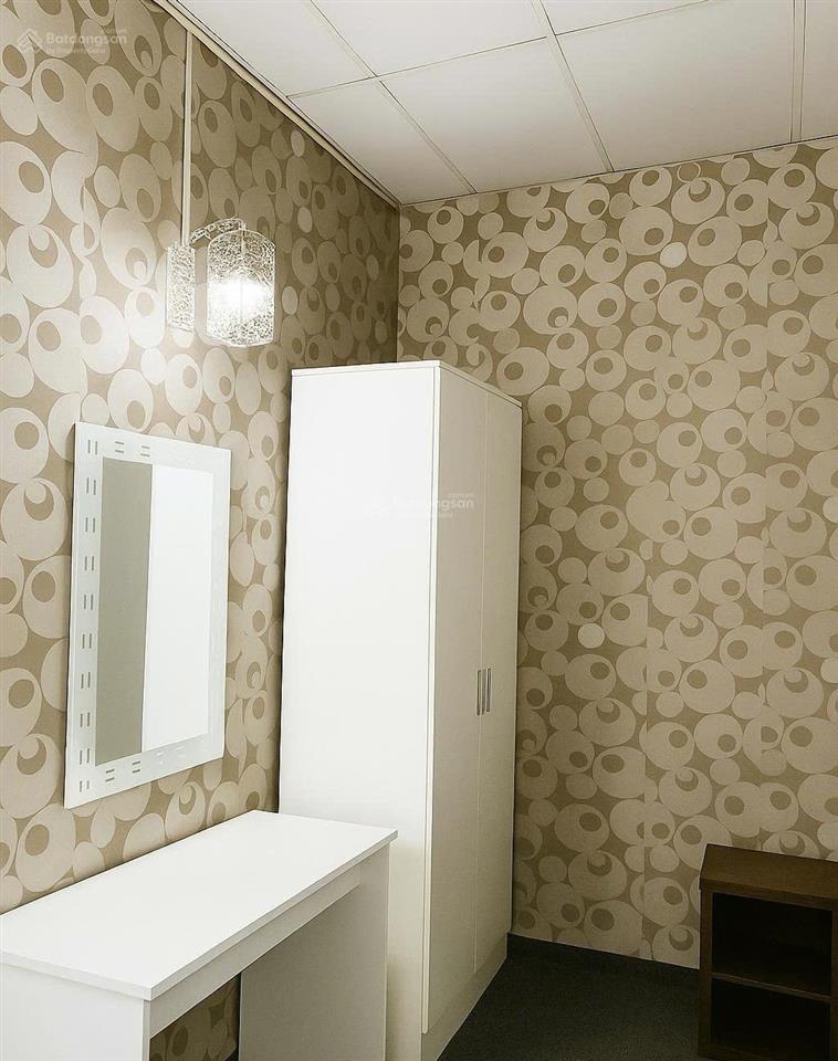 Cần bán căn chung cư bàu cát 2, 55m2 giá tốt, đã có sổ hồng.  0948 032 ***