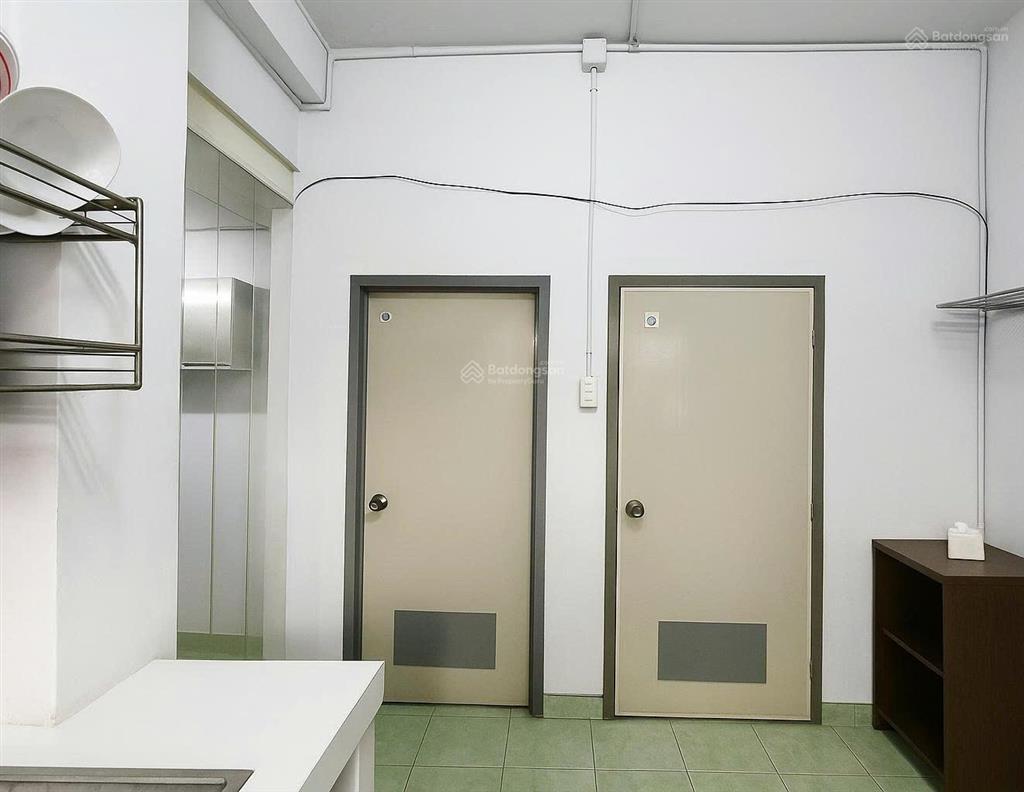 Cần bán căn chung cư bàu cát 2, 55m2 giá tốt, đã có sổ hồng.  0948 032 ***