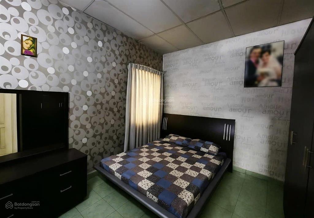 Cần bán căn chung cư bàu cát 2, 55m2 giá tốt, đã có sổ hồng.  0948 032 ***
