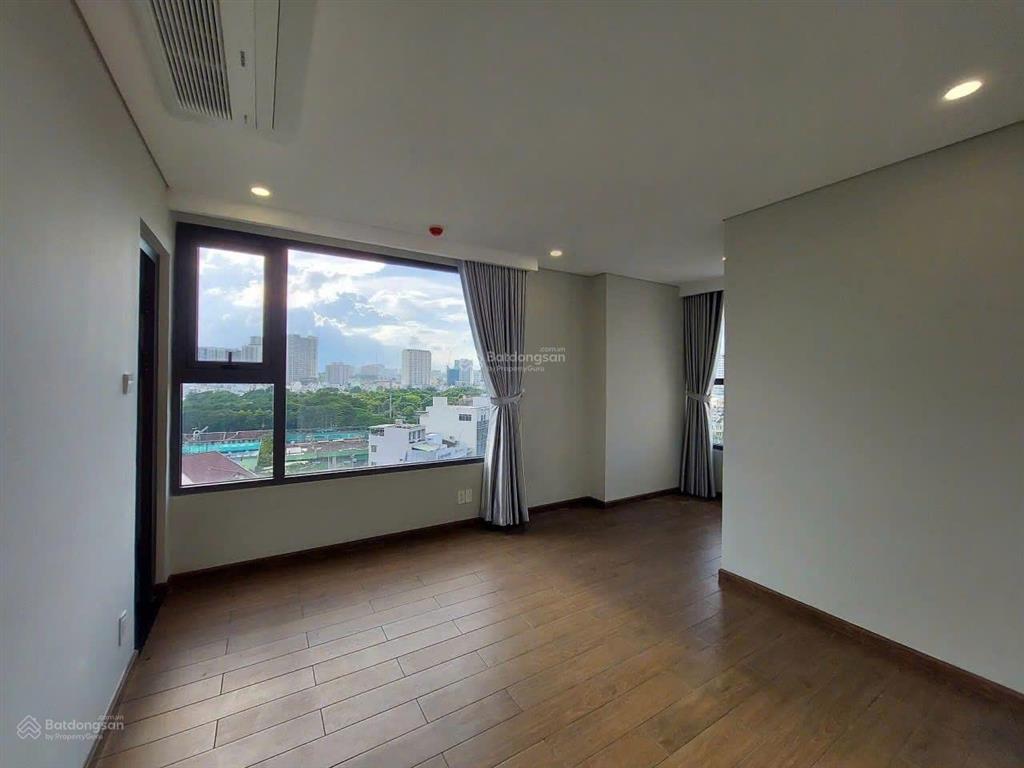 Cần bán chung cư vĩnh hội căn 2pn 2wc 70m2 căn góc đẹp view đẹp thoáng mát.  0948 032 ***