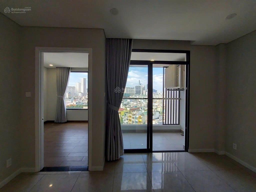 Cần bán chung cư vĩnh hội căn 2pn 2wc 70m2 căn góc đẹp view đẹp thoáng mát.  0948 032 ***