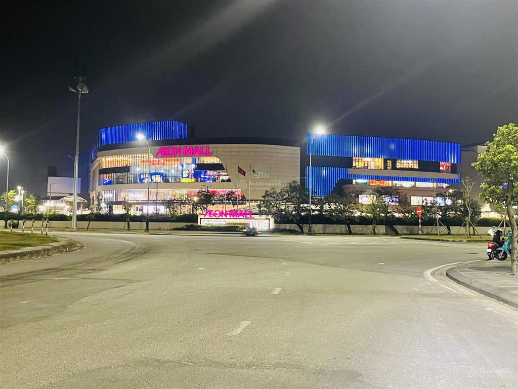 Vị trí vàng không có lô thứ 2  3 mặt tiền đường âu lạc  gần aeon mall  kinh doanh sầm uất