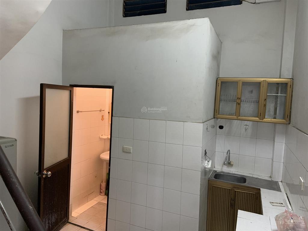 Nhà cho thuê sạch sẽ, thoáng mát, phù hợp để ở gia đình hoặc nhóm bạn