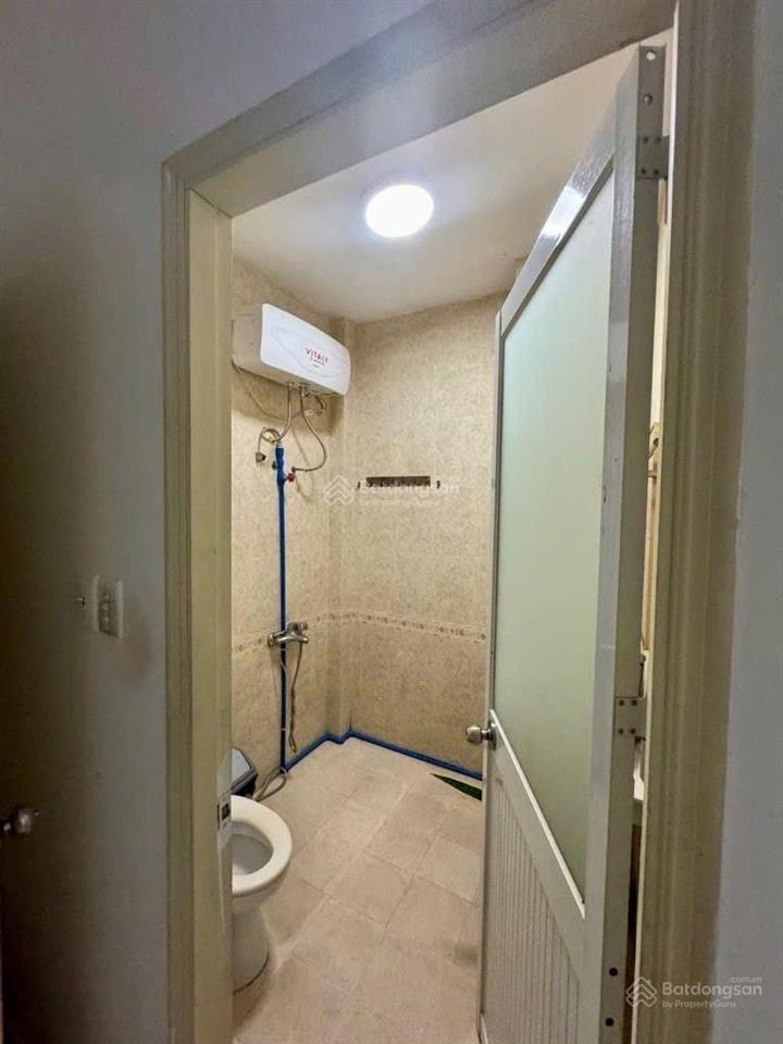 Nhỉnh 8 tỷ nhà 3 tầng/ 60 m2 mặt tiền kinh doanh lý phục man gần vincom nam long, nhà thi đấu q7