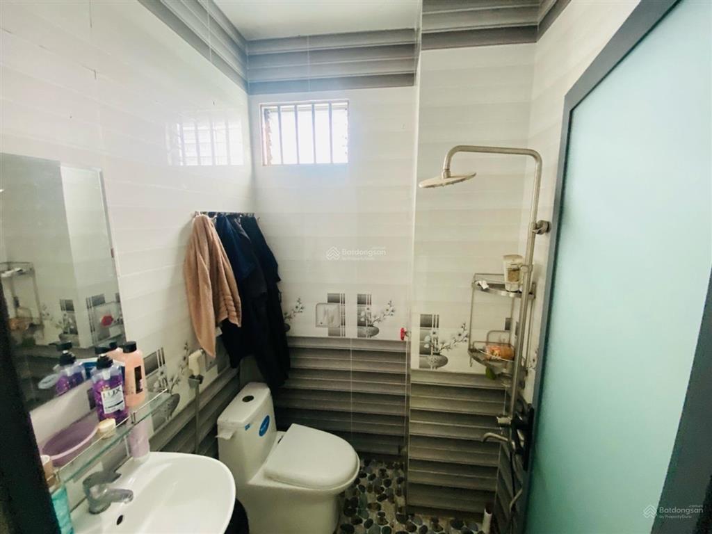 Về quê! cần bán cực gấp nhà 2 tầng/ 40 m2 gần mt trần xuân soạn, kiều đàm him lam lottlemart