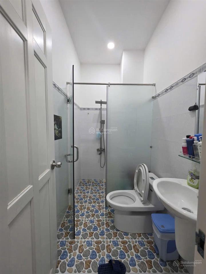 Ngộp bank ! chủ bán gấp nhà đúc 4 tầng mái tum/ 60 m2 hẻm 4m, gần mt phạm hữu lầu kdc phú mỹ hưng