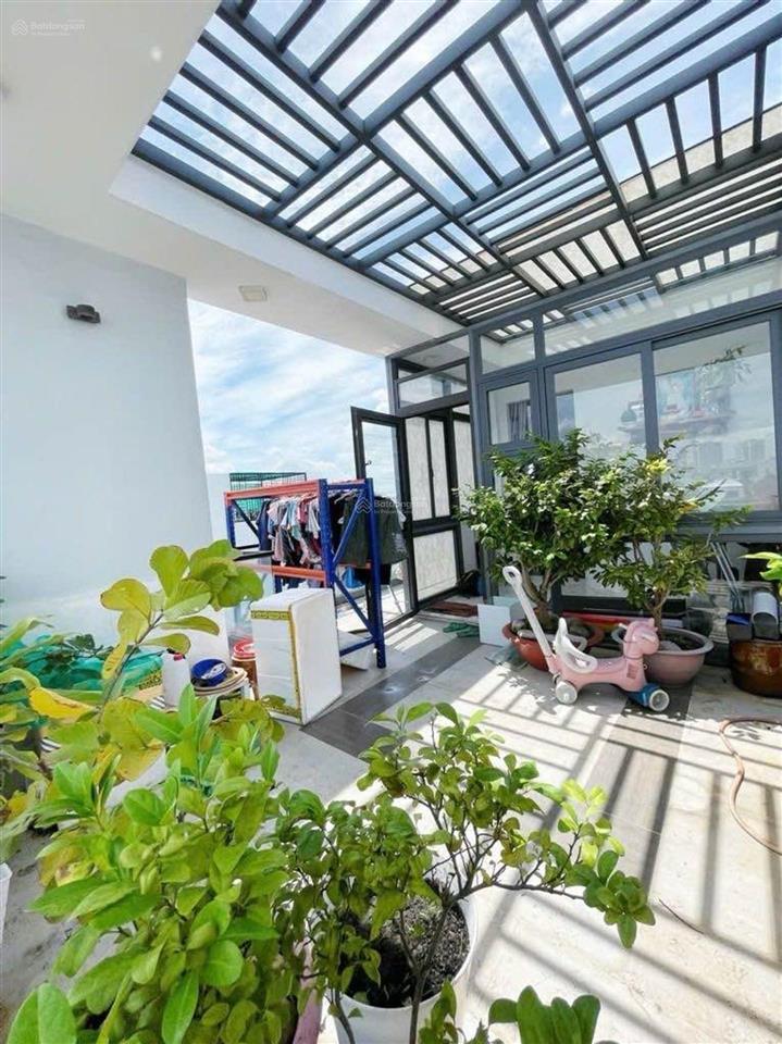 Bán gấp nhà chính chủ 4 tầng/ dtsd 240 m2  sân rộng, hẻm 4m lê văn lương, gần lottemart  him lam