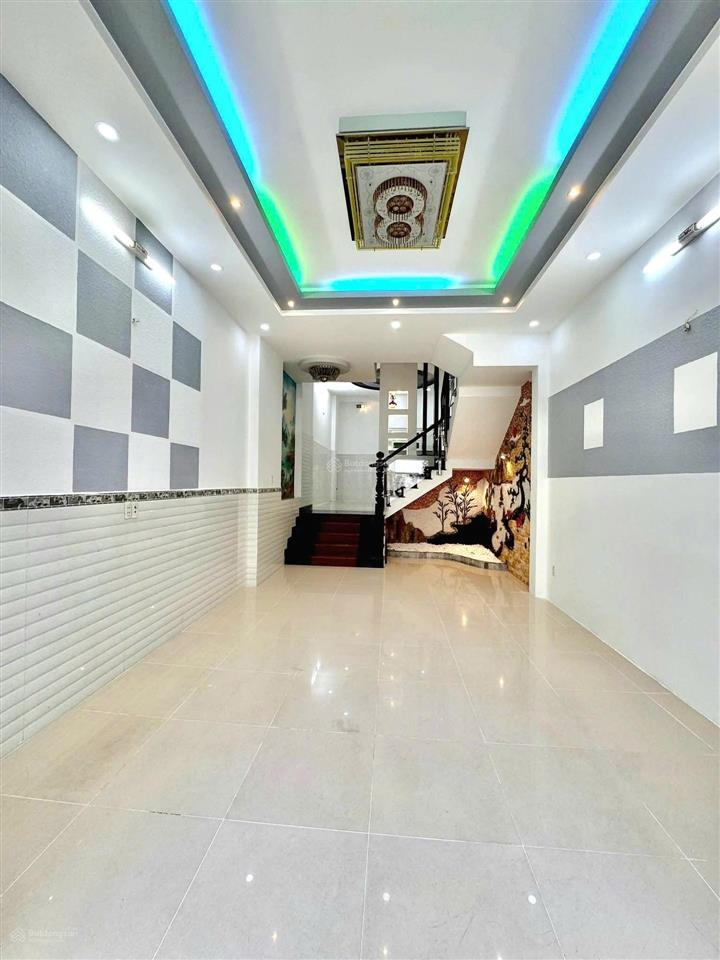 Chủ ngộp bank! bán nhà đúc 3 tầng/ 4 x 15m, sân rộng hẻm 4m lê văn lương, gần lottlemart, him lam