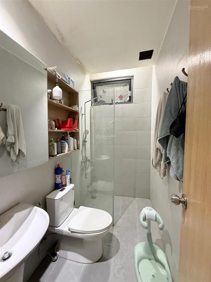 Nhà đẹp 4 tầng chủ ở, hẻm 4m gần mt, hẻm xh lâm văn bền, gần trường nguyễn hữu thọcư xá ngân hàng