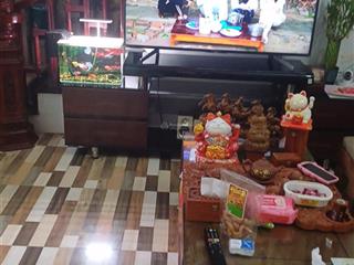 Ở thoải mái lâu dàitrước nhà ô tô 7 chỗ quay đầu  dt 70m2 cách đường võ văn kiệt 200m
