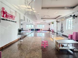 Xã đàn building 10 tầng hiện đại siêu đẹp,dòng tiền khủng. vị trí cực đẹp,chủ ngộp bank cần bán gấp