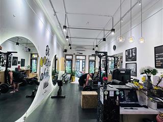 Thì sách trung tâm phố cổ nhạc tuyệt đẹp, quá hiếm, vị trí cực đẹp 2 phút ra bờ hồ, chủ cần bán gấp