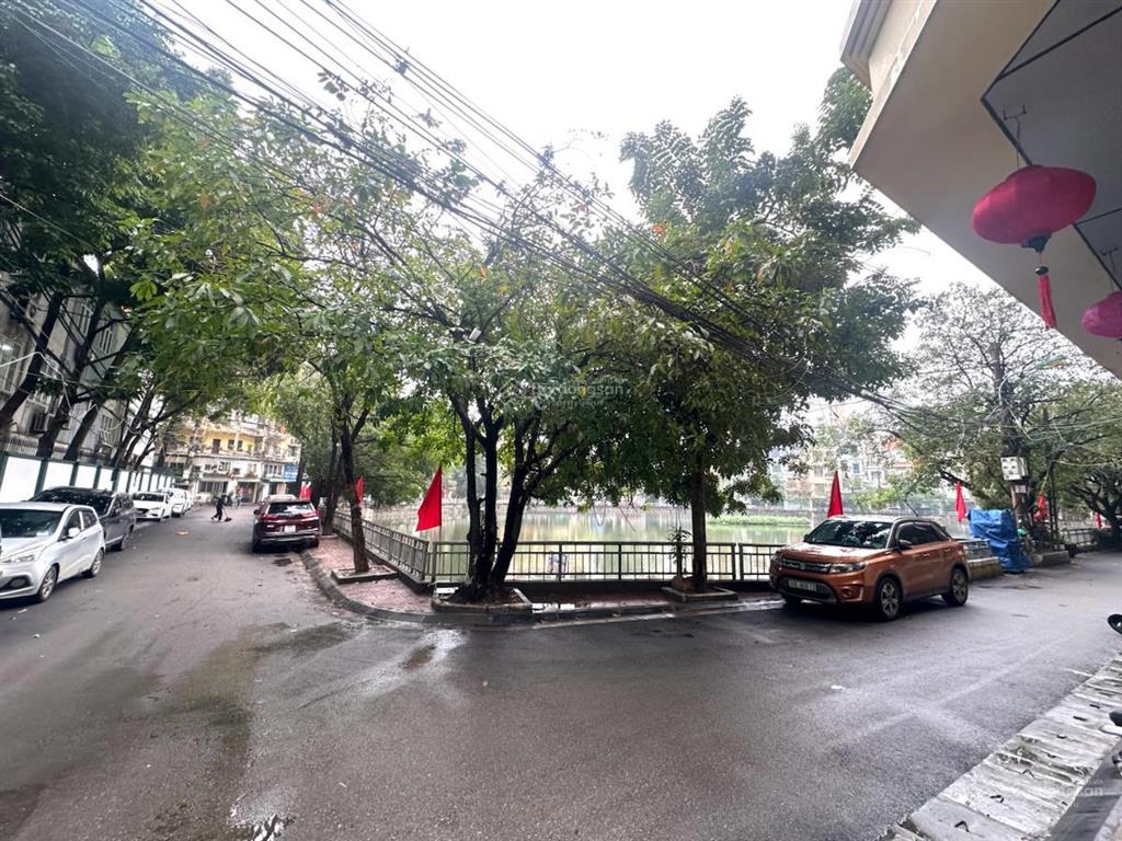 Vão thị sáu nhà đẹp phân lô vỉa hè rộng, ô tô đỗ ngày đêm, gần hồ view thoáng sát công viên ở sướng