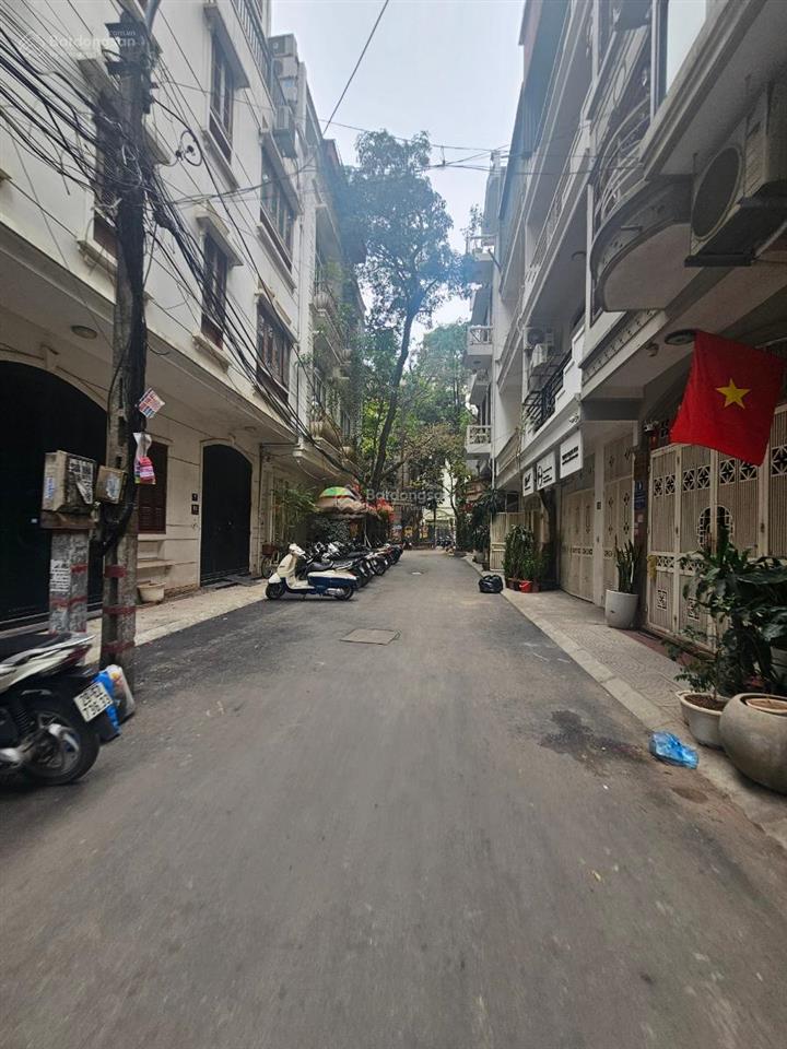 Trần quang diệu đống đa. nhà đẹp phân lô,ô tô chạy vòng quanh,vị trí đẹp, quy hoạch ổn định,ở sướng