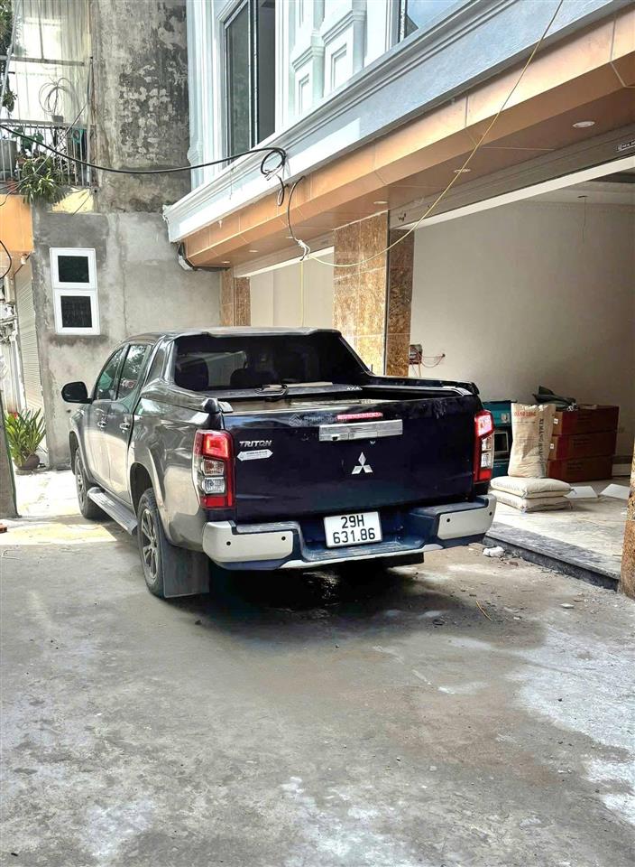 Dương văn bé chính chủ bán gấp nhà mới đẹp thang máy, ô tô ngủ trong nhà, view time cyti, ở sướng.