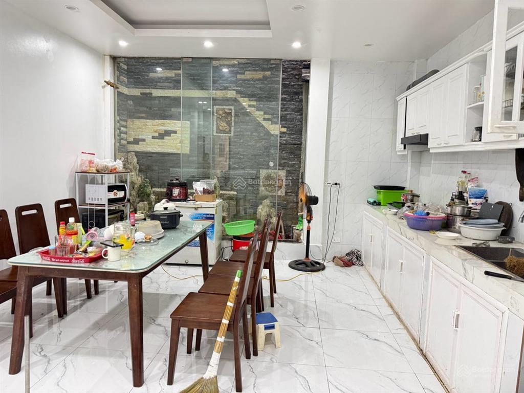 Lạc long quân siêu phẩm nhà đẹp ở sướng, làm homestay tuyệt đẹp, hàng xóm cv nước, thung lũng hoa
