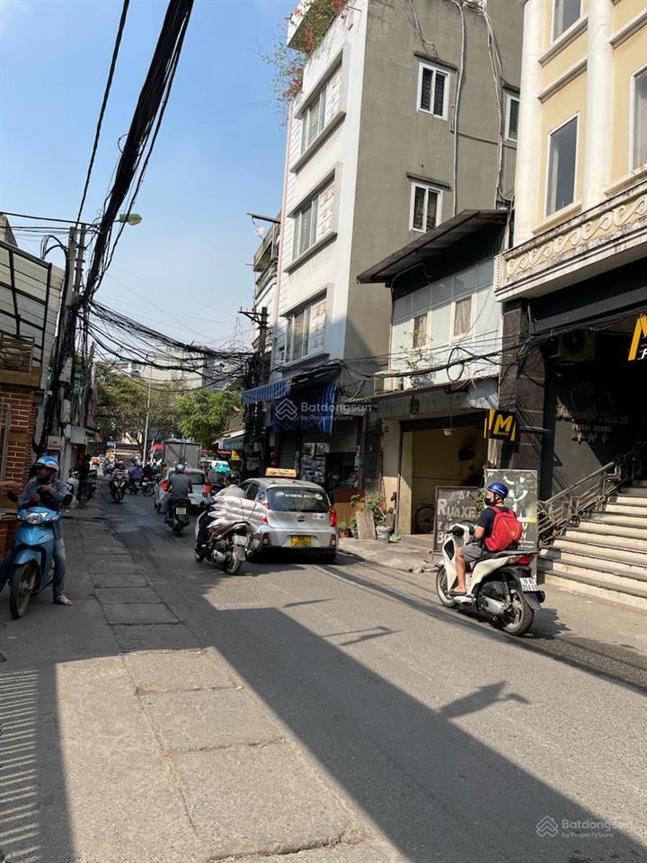 Tương mai, giải phóng nhà vị trí đắc địa siêu đẹp, đất vuông, mặt tiền rộng, làm phòng khám, vp đep