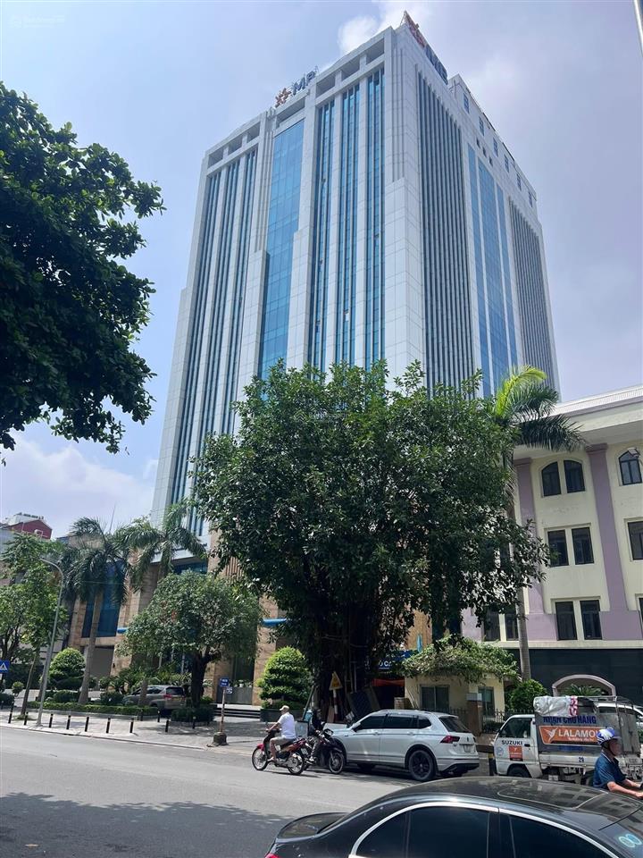 Xã đàn siêu phẩm 9 tầng thông sàn hiện đại, mặt tiền siêu rộng. dòng tiền khủng, chủ cần bán gấp