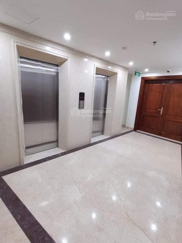 Xã đàn siêu phẩm 9 tầng thông sàn hiện đại, mặt tiền siêu rộng. dòng tiền khủng, chủ cần bán gấp