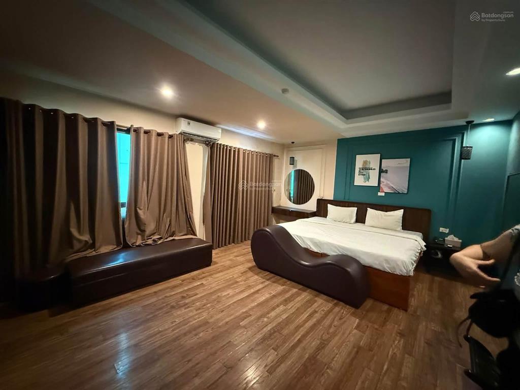 Bùi thị xuân. toà 11 tầng siêu đẹp cực hiếm, lõi hai bà, vị trí siêu đẹp, dòng tiền khủng, chủ gấp