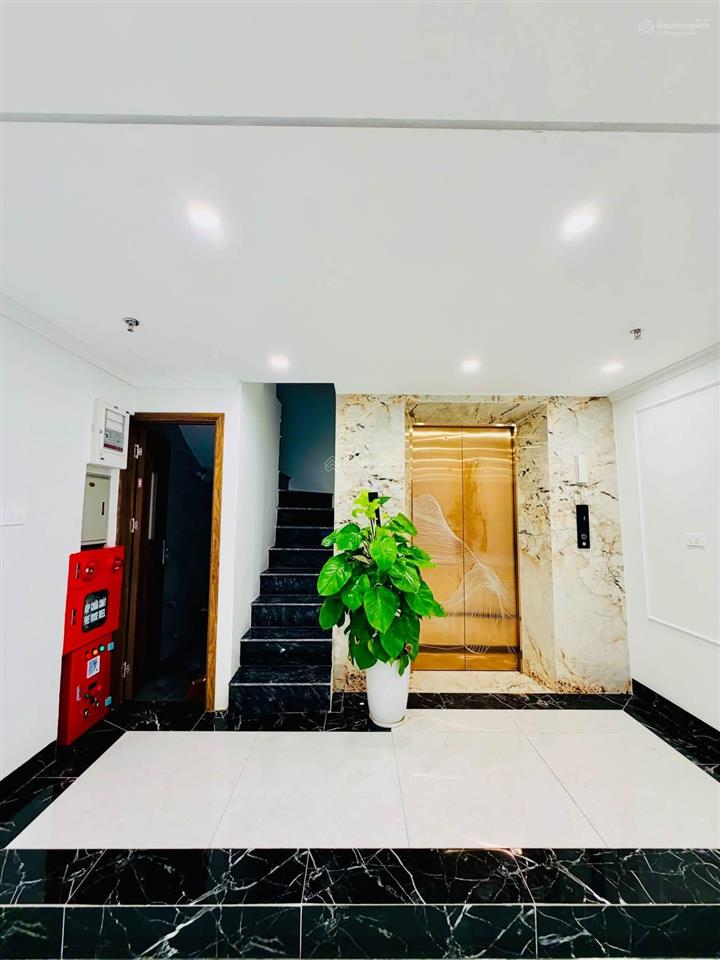 Thái hà  đống đa. nhà đẹp thang máy siêu đẹp, phân lô ô tô tránh, gần phố, kinh doanh đỉnh ở sướng