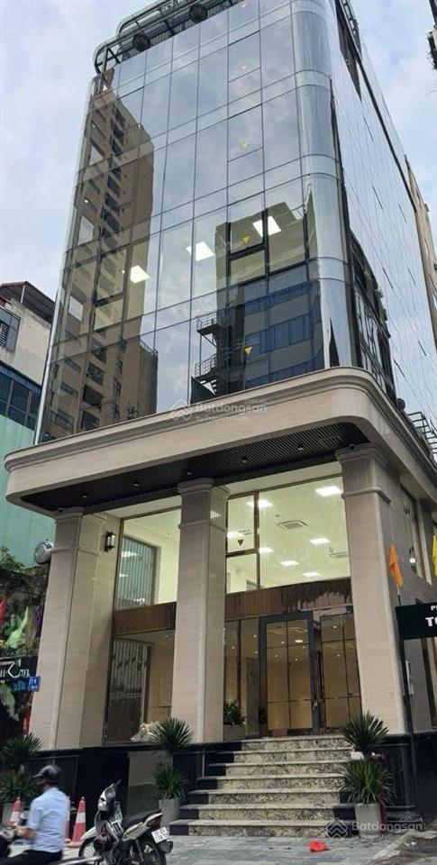 Dương văn bé.siêu phẩm 8 tầng thang máy cực đẹp,hiếm có căn thứ 2.vị trí đẹp, phố sang,viewcyt