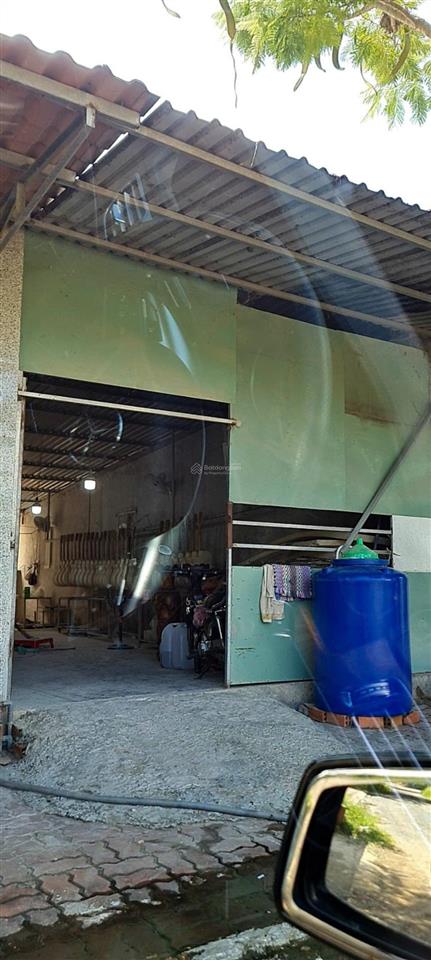 Bán nhà mặt tiền kế chợ rạch kiến