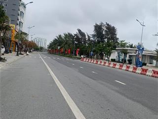 Đất mặt biển đg hồ xuân hương sầm sơn, gần quảng trường, mặt tiền 15,5m, 810m2,