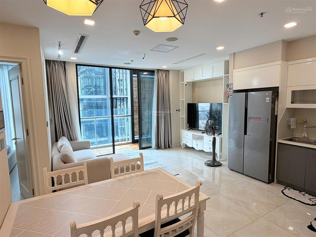 Cho thuê căn hộ 2 pn full luxury furniture