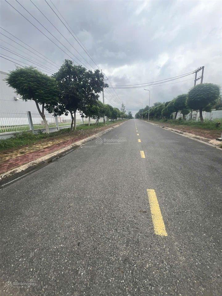 Chính chủ cho thuê trong kcn an tây, bến cát. 1.300m2