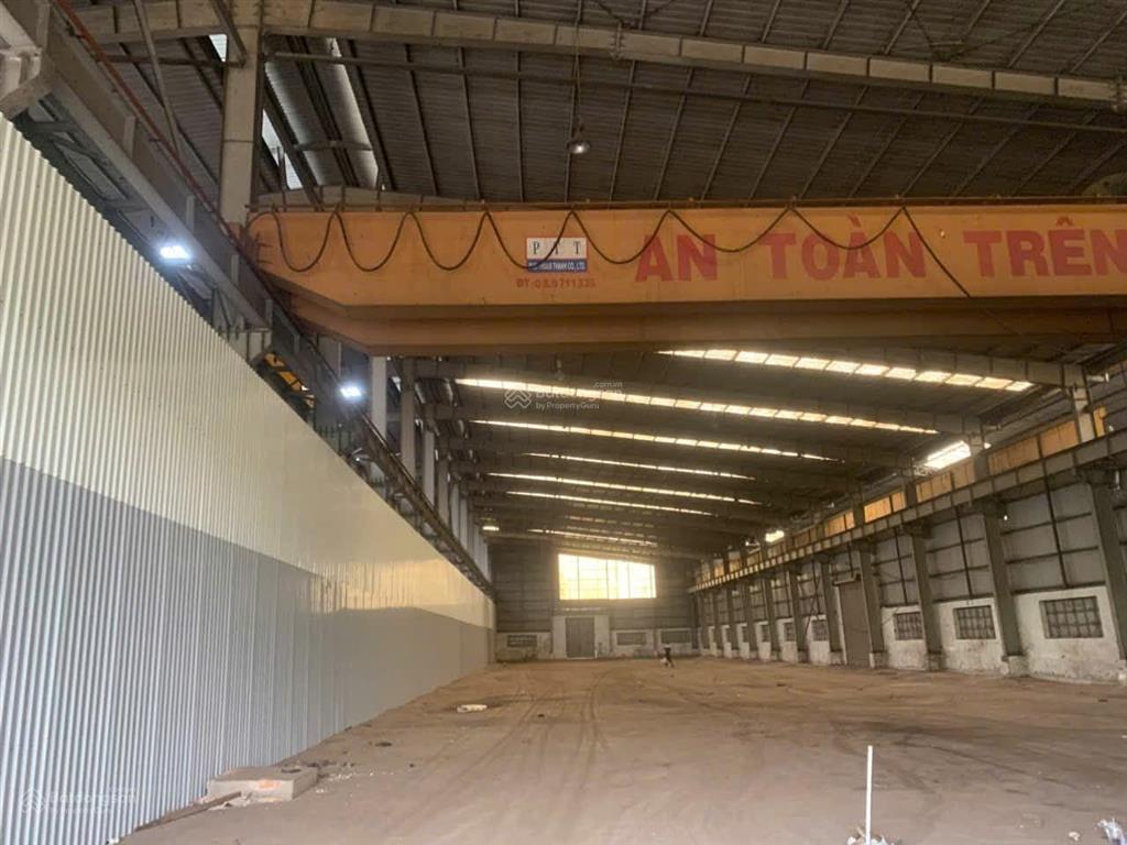 Chính chủ cho thuê kho/xưởng kcn tân tạo bình tân, tp.hcm. 1.890m2 có sẵn cẩu trục, giá 110k/m2