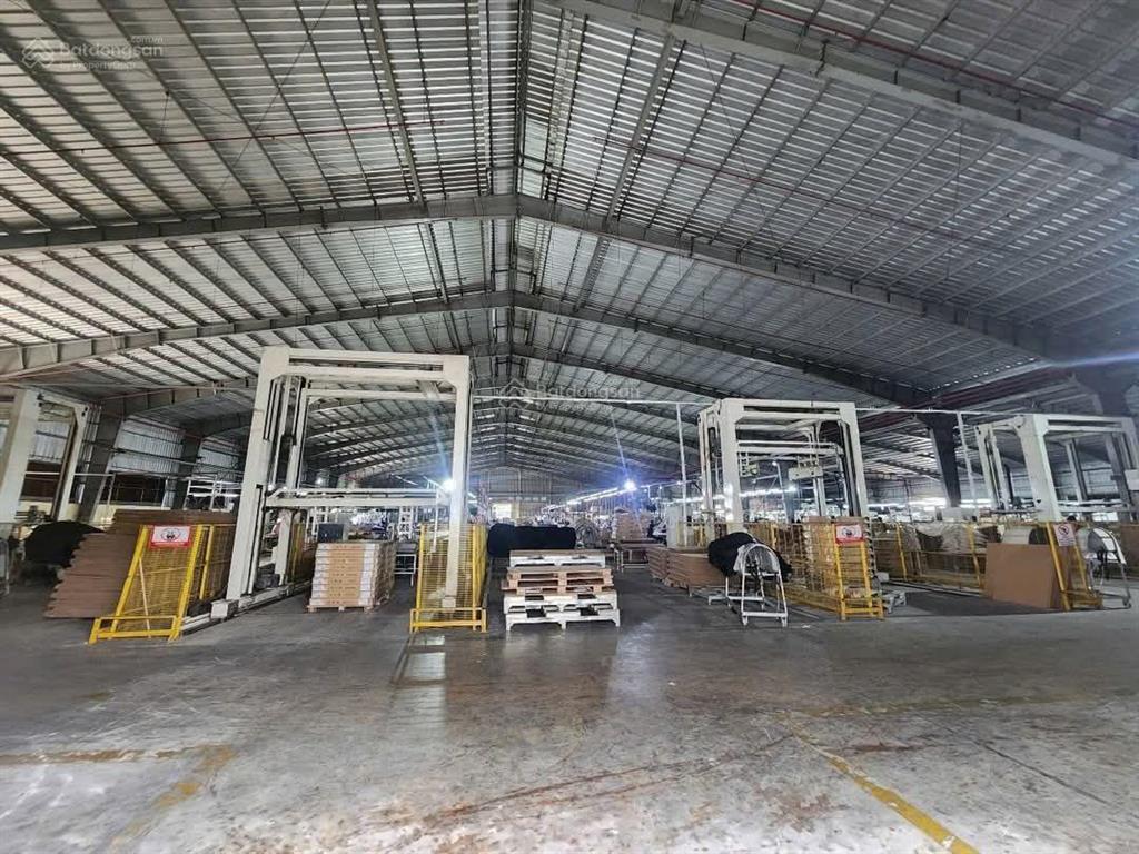 Chính chủ cho thuê kho trong kcn sóng thần. 23.000m2 giá 95k/m2