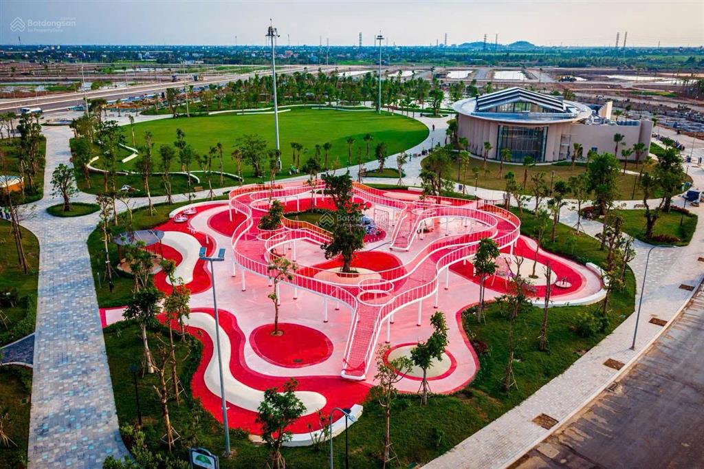 Vinhomes dương kinh hơn 5tỷ thiên hà 8a xây 4 tầng, vị trí vàng, chiết khấu sâu nhận nhà sớm