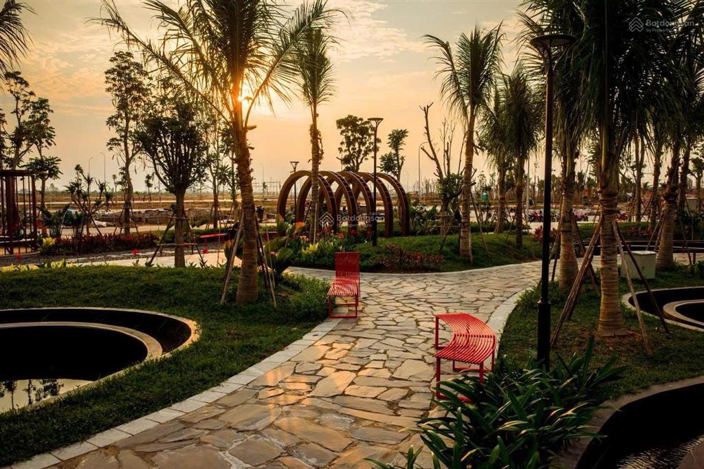 Vinhomes dương kinh hơn 5tỷ thiên hà 8a xây 4 tầng, vị trí vàng, chiết khấu sâu nhận nhà sớm
