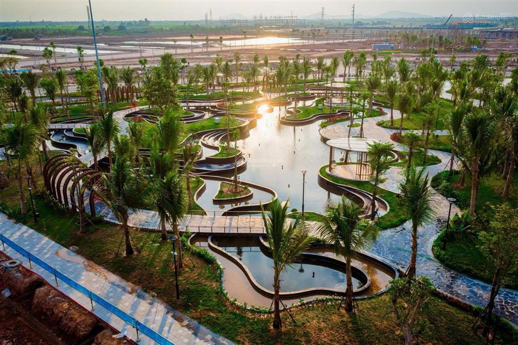 Vinhomes dương kinh hơn 5tỷ thiên hà 8a xây 4 tầng, vị trí vàng, chiết khấu sâu nhận nhà sớm