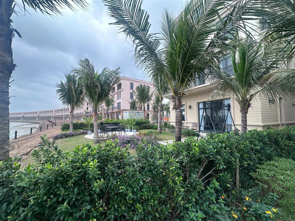 Chỉ từ hơn 12 tỷ sở hữu ngay căn bt liền kề view sông sân vườn sau nhà rộng 100m2 sử dụng riêng