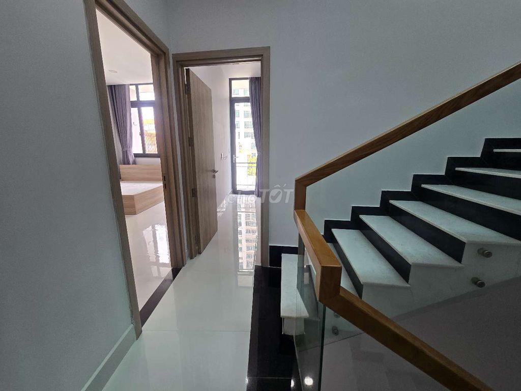 Độc quyền - Nhà đẹp 8x8m, 3 tầng HXH Kiều Đàm - Him Lam Q7 giá 10.8 tỷ
