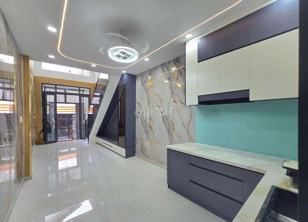 Nhà đẹp hẻm 803 Huỳnh Tấn Phát 3Pn 3WC vào ở Ngay