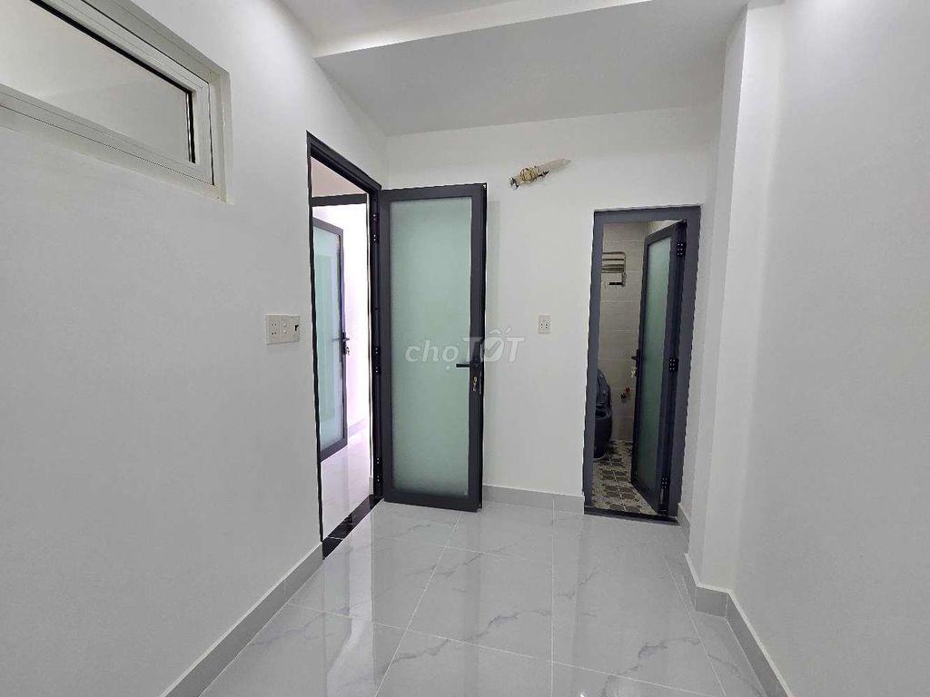 Nhà đẹp hẻm 803 Huỳnh Tấn Phát 3Pn 3WC vào ở Ngay