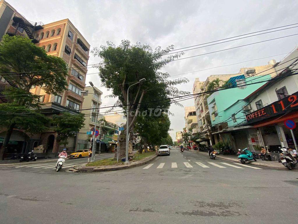 VIP Tòa Nhà 8 Tầng Góc 2 Mặt Tiền Đường Đôi, Đẳng Cấp Trung Tâm Quận 7
