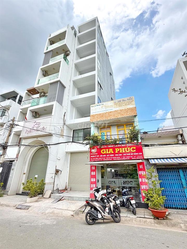HOT - Tòa VP vừa hoàn thiện view sông Trần Xuân Soạn Q7 giá 130 Tr/th