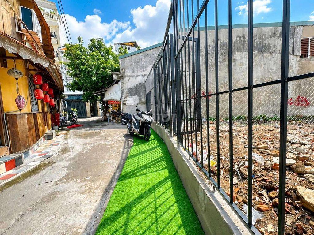 Đất VIP ngay Mặt Tiền đường số 49 - Lâm Văn Bền trung tâm Quận 7