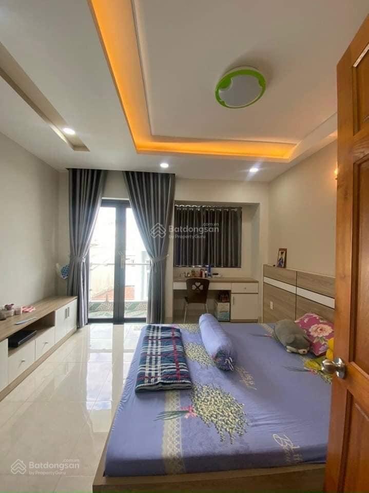 Bán nhà ngọc hà, ba đình nhà còn chắc chắn, ở được ngay, cách ô tô 15m dt 40m2 giá 8 tỷ