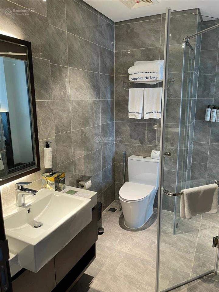 Studio 30m2 full nội thất, sẵn sổ đỏ cách biển một bước chân trung tâm hạ long cần bán gấp