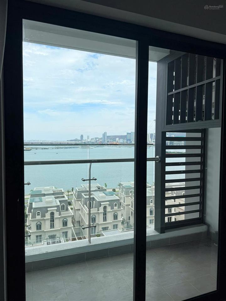 Duy nhất 1 căn studio view biển sẵn sổ full nội thất bán 2 tỷ