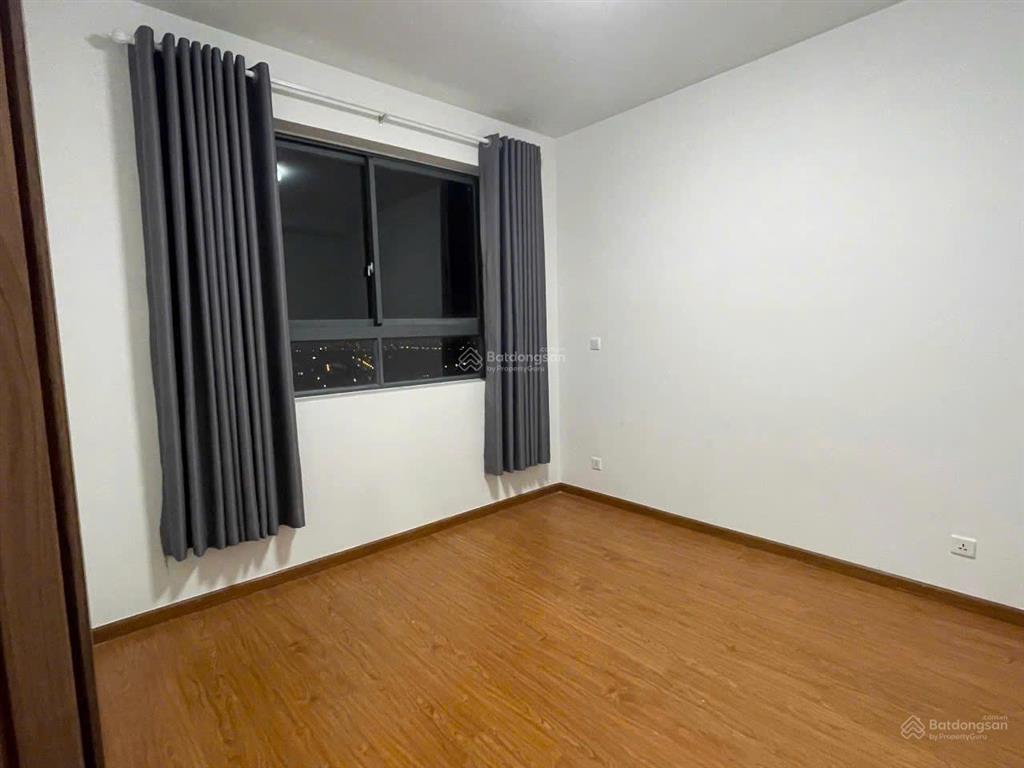 Bán 2pn  70m2 tại tòa nhà dvela chỉ với 3,5 tỷ, đang làm sổ nên chỉ hứa mua hứa bán