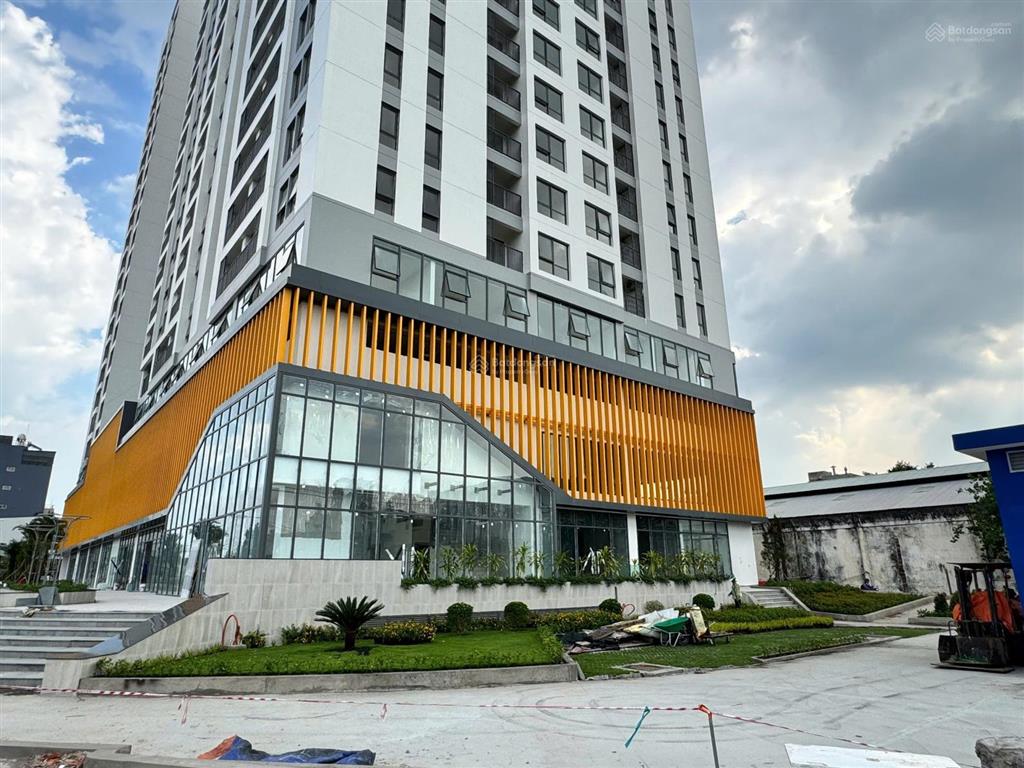 Bán gấp căn officetel 30m2 chỉ 1.8 tỷ tại dự án aurora q8