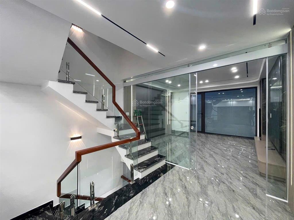 Bán nhà 5 tầng xây mới  gara ô tô  ngô gia tự, hải phòng