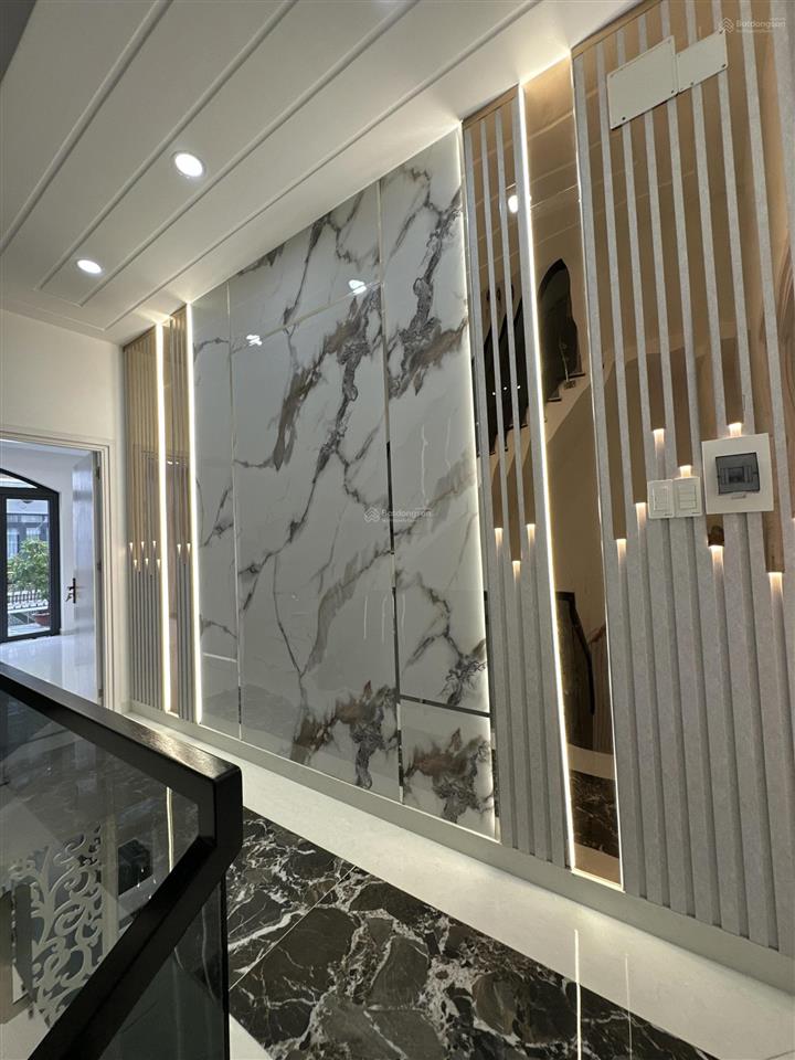 Bán nhà mặt phố đẹp xuất sắc tại khu dân cư anh tuấn garden, 9 tỷ, 83.5m2